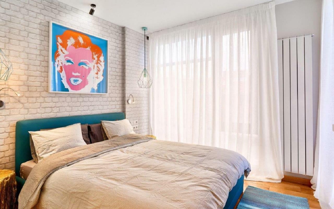 Stylish And High-End Designer Apartments In City Center Sofia Eksteriør billede